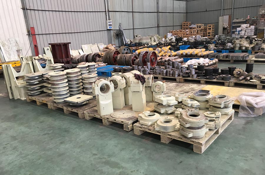 沖床廠衛生大掃除